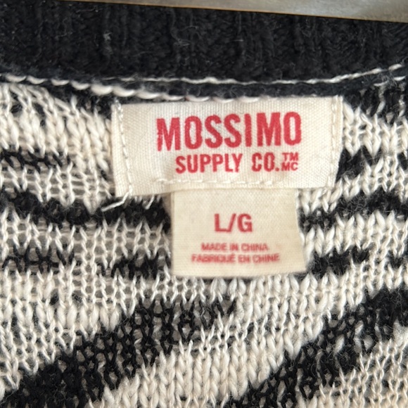 Mossimo large Cardigan - Picture 2 of 5